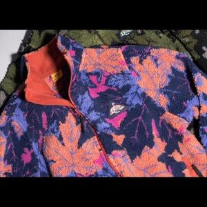Dime Colorful Leaf Pattern Fleece Jacket